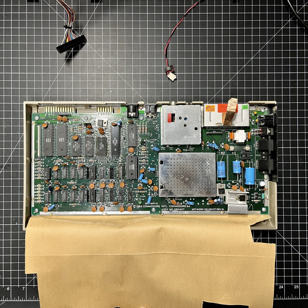 Commodore 64 in Original Box (Mismatch Serial) with Power Supply, RF